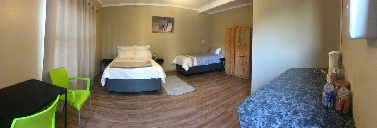 4 On Sirius Hotel Polokwane Luaran gambar
