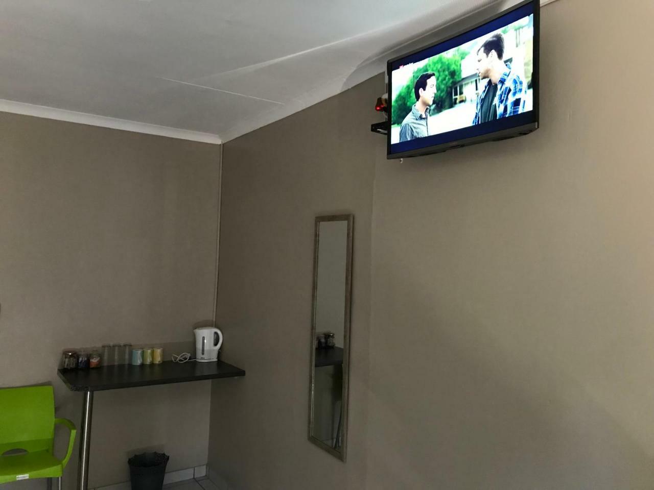4 On Sirius Hotel Polokwane Luaran gambar